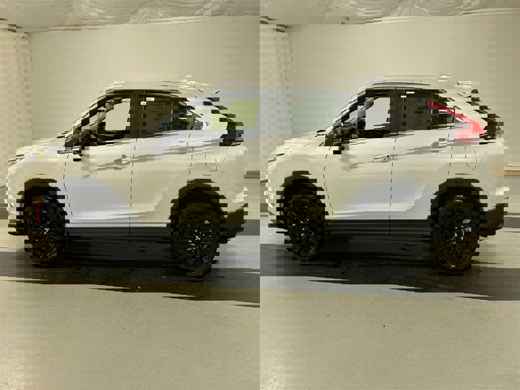New 2026 Mitsubishi Eclipse Cross LE image 5