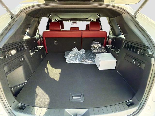 New 2026 MAZDA CX-70 3.3 Turbo w/ Premium Plus Pkg image 12
