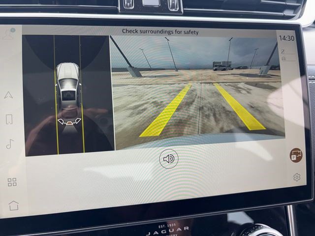 New 2024 Jaguar XF R-Dynamic SE AWD/4WD image 26