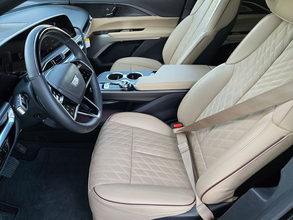 Certified 2024 Cadillac Lyriq Luxury w/ Nappa Leather Package image 11
