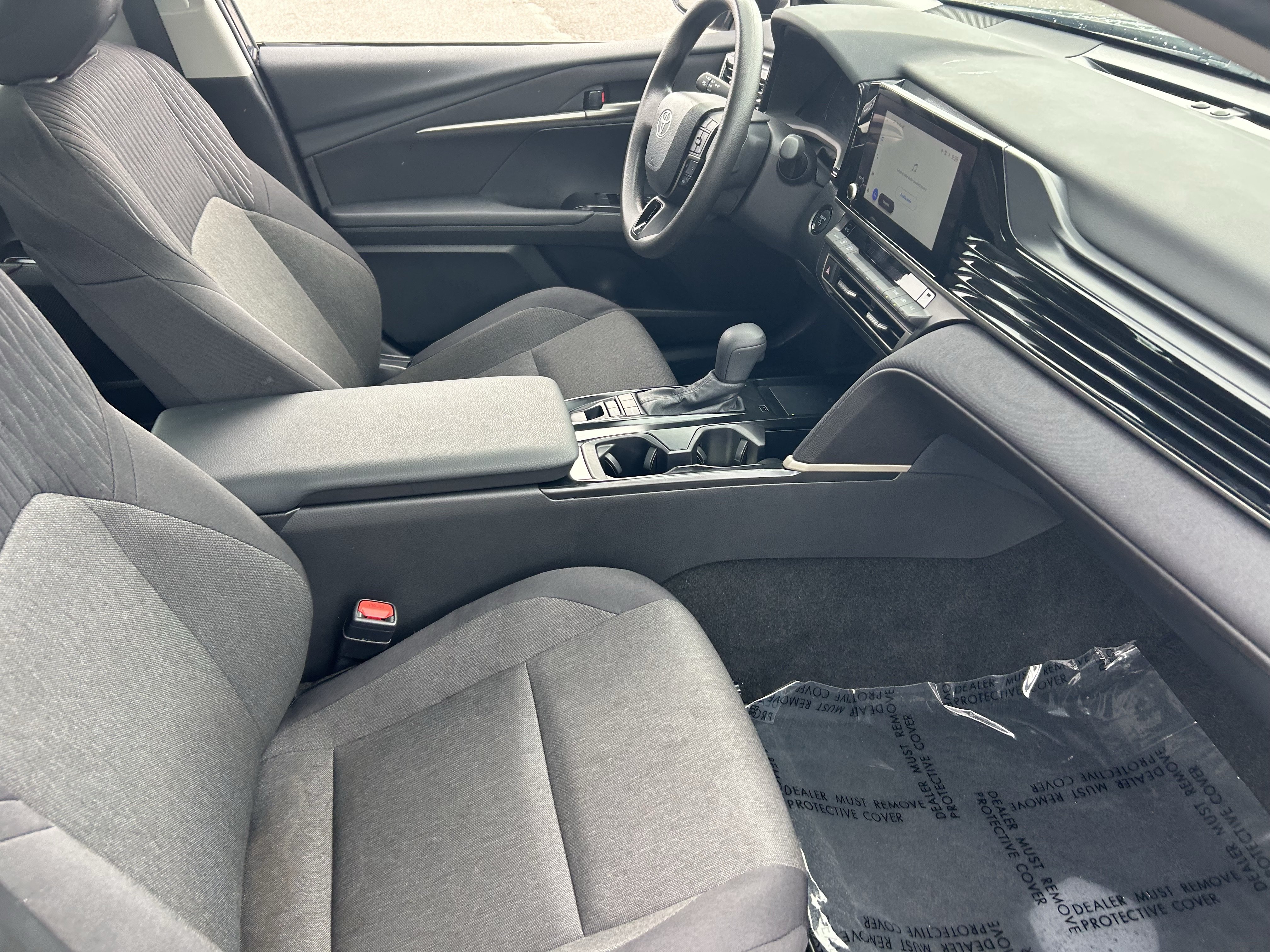 Used 2025 Toyota Camry LE FWD image 11