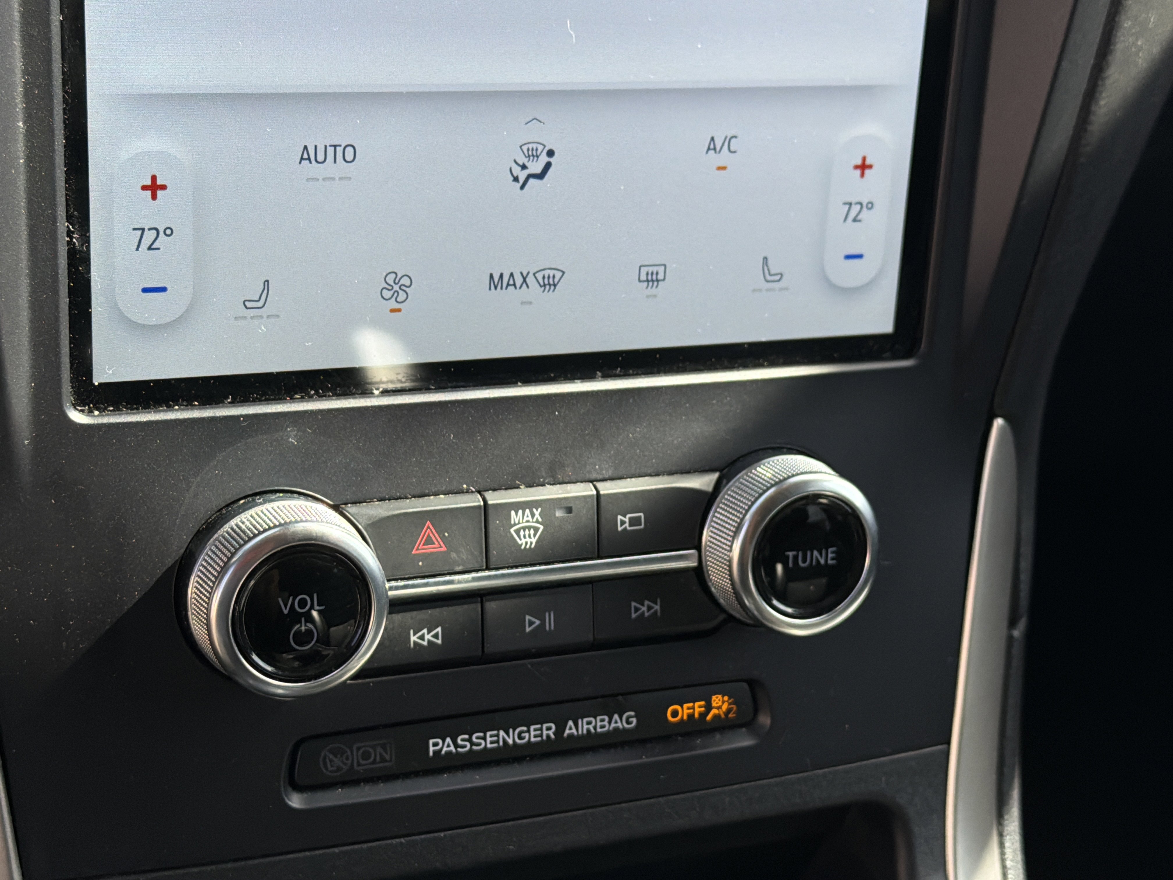 Used 2024 Ford Edge SEL AWD/4WD image 27