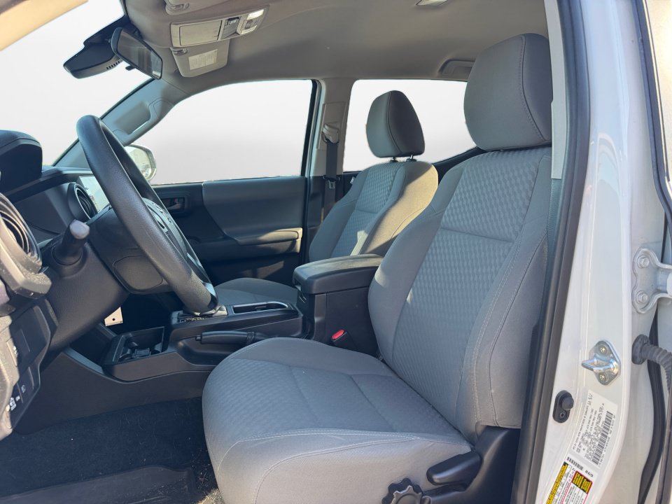 Used 2021 Toyota Tacoma SR w/ SR Convenience Package RWD image 9