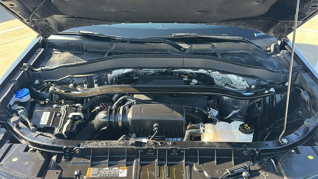 Used 2020 Ford Explorer Limited w/ Class III Trailer Tow Package image 3