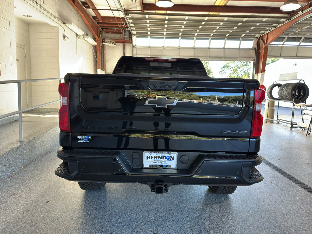 New 2026 Chevrolet Silverado 1500 ZR2 w/ Dark Appearance Package image 34