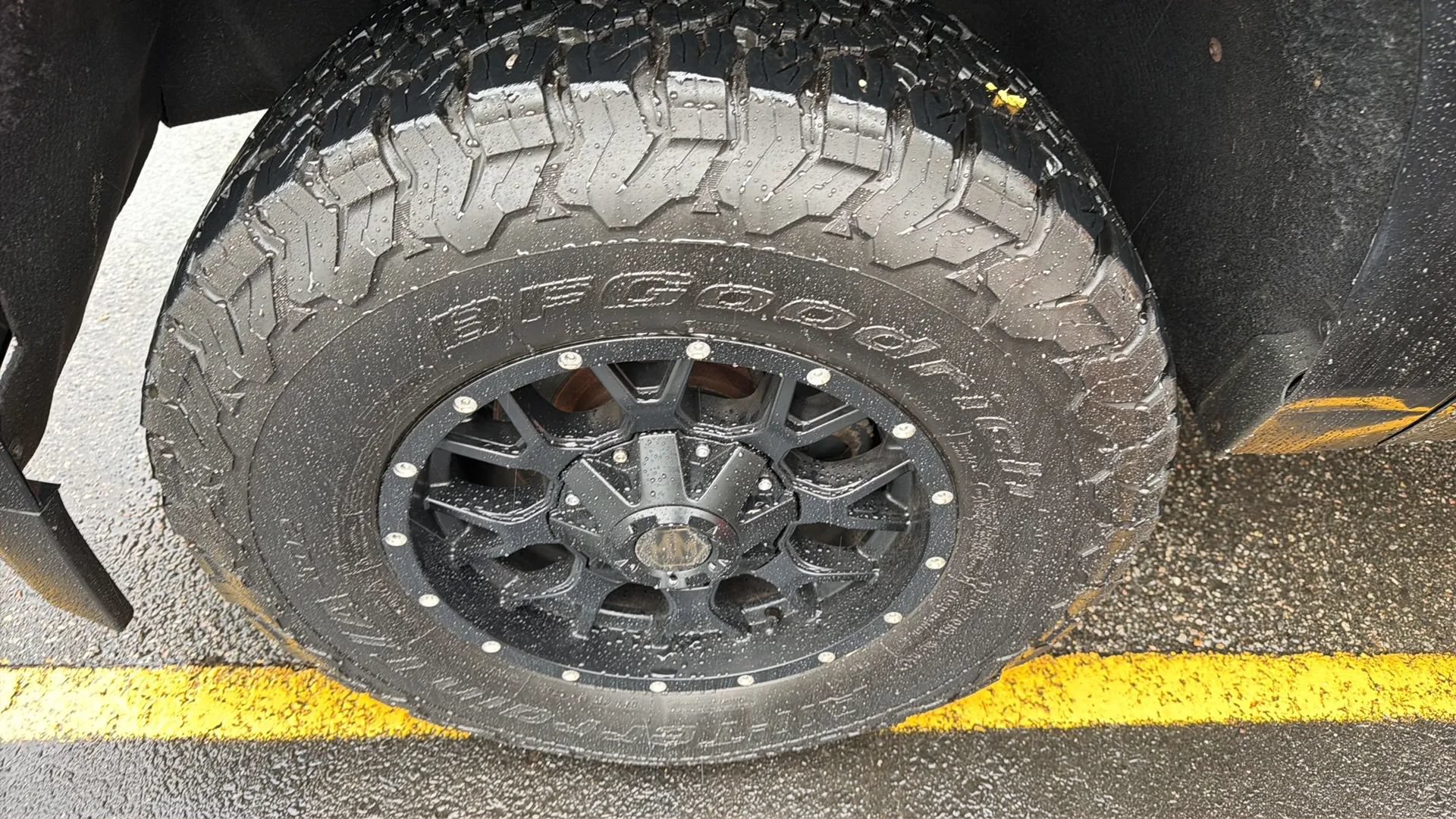 Used 2019 Chevrolet Tahoe LS AWD/4WD image 9