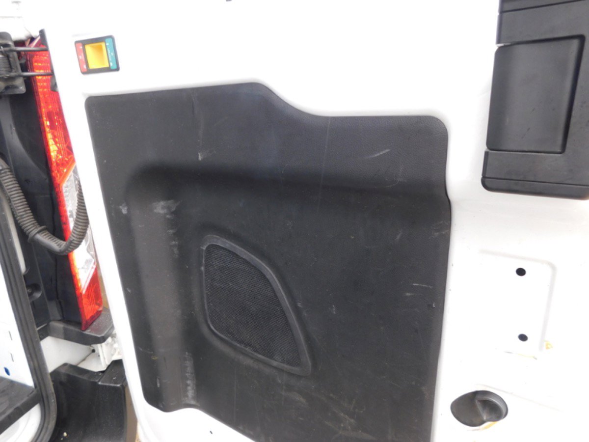 Used 2019 Ford Transit 250 130 Low Roof image 28