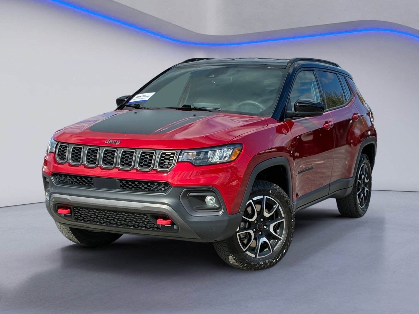 Used 2025 Jeep Compass Trailhawk AWD/4WD image 2
