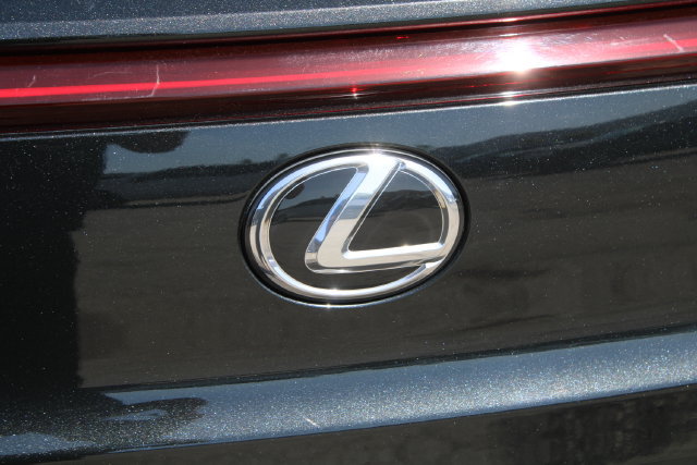 Used 2025 Lexus UX 300h FWD w/ Accessory Package (Z2) image 8