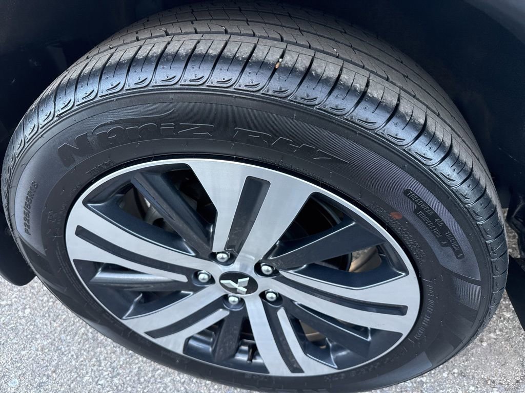 Used 2025 Mitsubishi Outlander Sport ES image 12