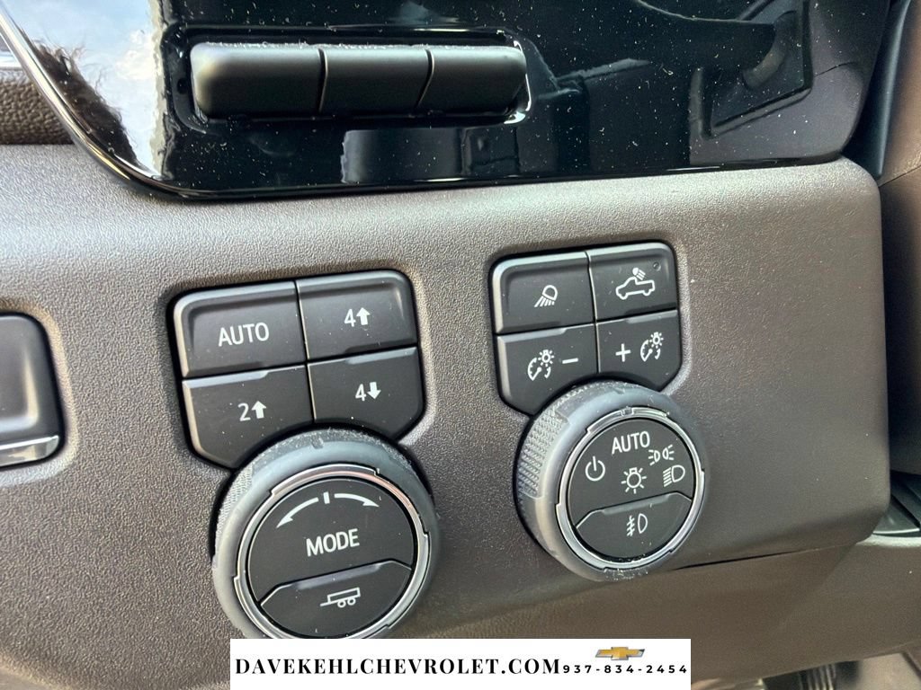 Used 2026 Chevrolet Silverado 1500 LTZ w/ LTZ Premium Package AWD/4WD image 12