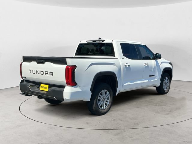 Used 2026 Toyota Tundra SR5 w/ SR5 Premium Package AWD/4WD image 5