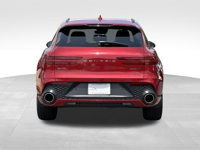 Used 2024 Genesis GV70 3.5T Sport w/ Sport Prestige Package AWD/4WD image 4