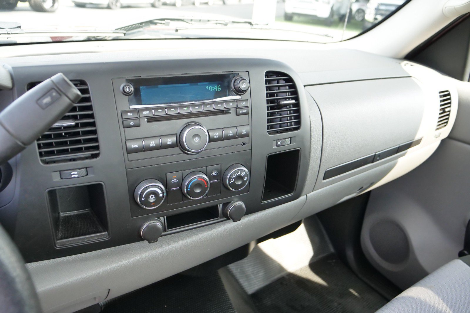 Used 2009 GMC Sierra 1500 W/T AWD/4WD image 18
