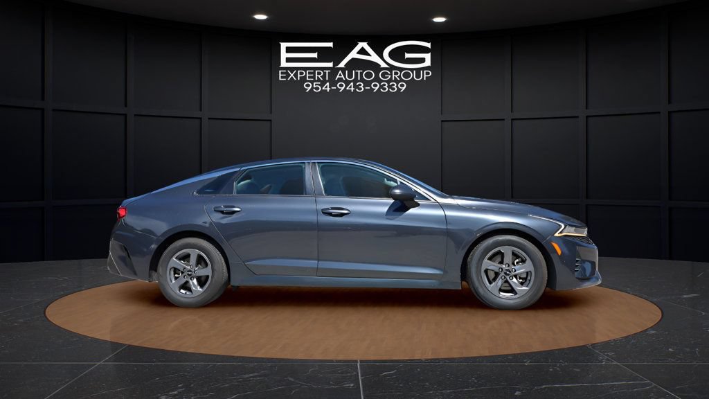 Used 2023 Kia K5 LXS FWD image 11