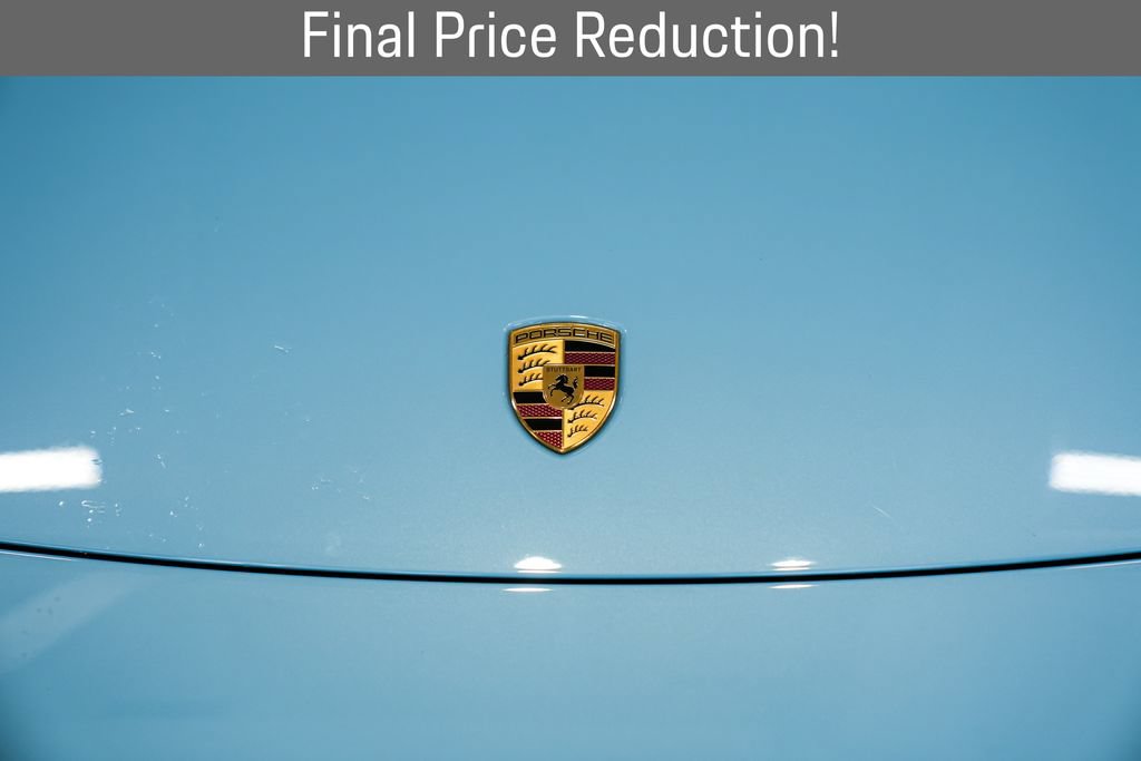 Used 2025 Porsche Macan 4S Electric AWD/4WD image 18