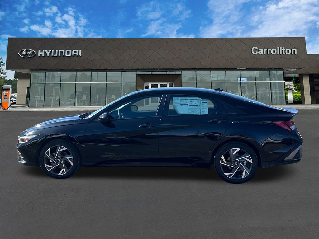 New 2025 Hyundai Elantra Sport image 8