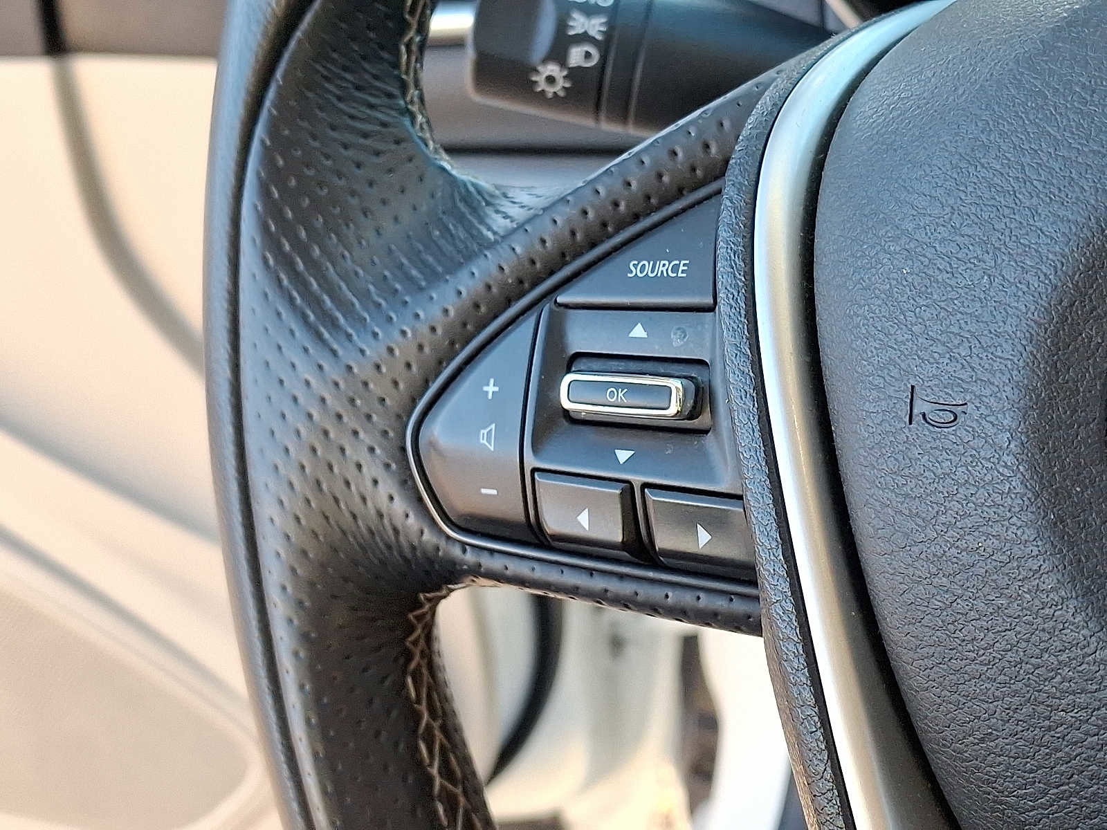 Used 2019 Nissan Maxima 3.5 SL w/ Floor Mat Group image 22