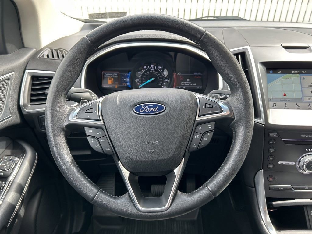 Used 2017 Ford Edge Titanium w/ Technology Package AWD/4WD image 17