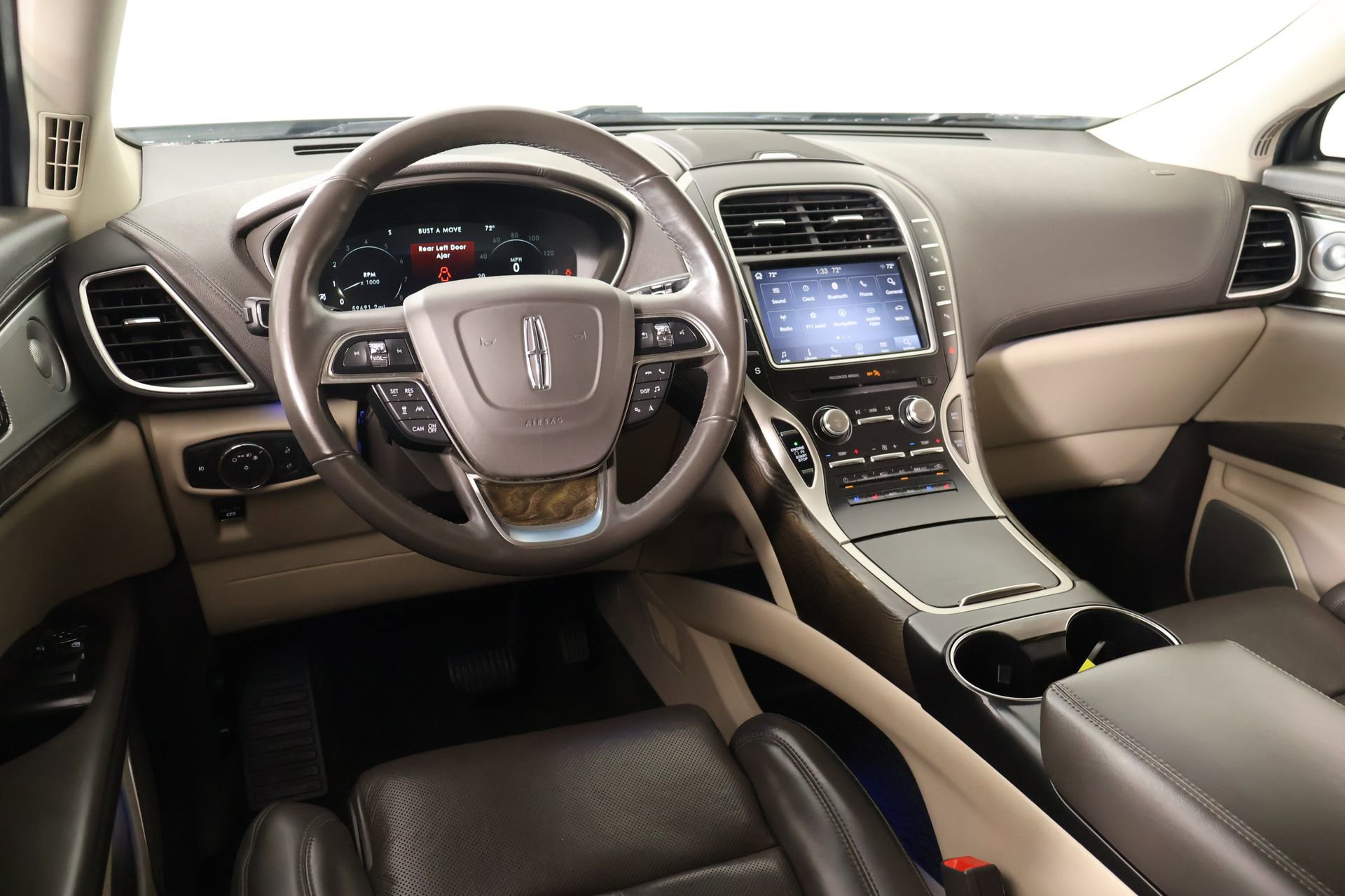 Used 2019 Lincoln Nautilus Reserve w/ Ultimate Package image 2