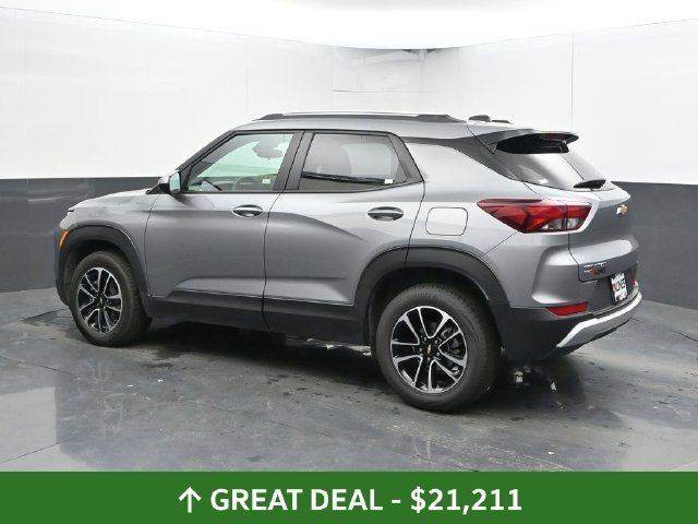 Used 2025 Chevrolet TrailBlazer LT AWD/4WD image 10