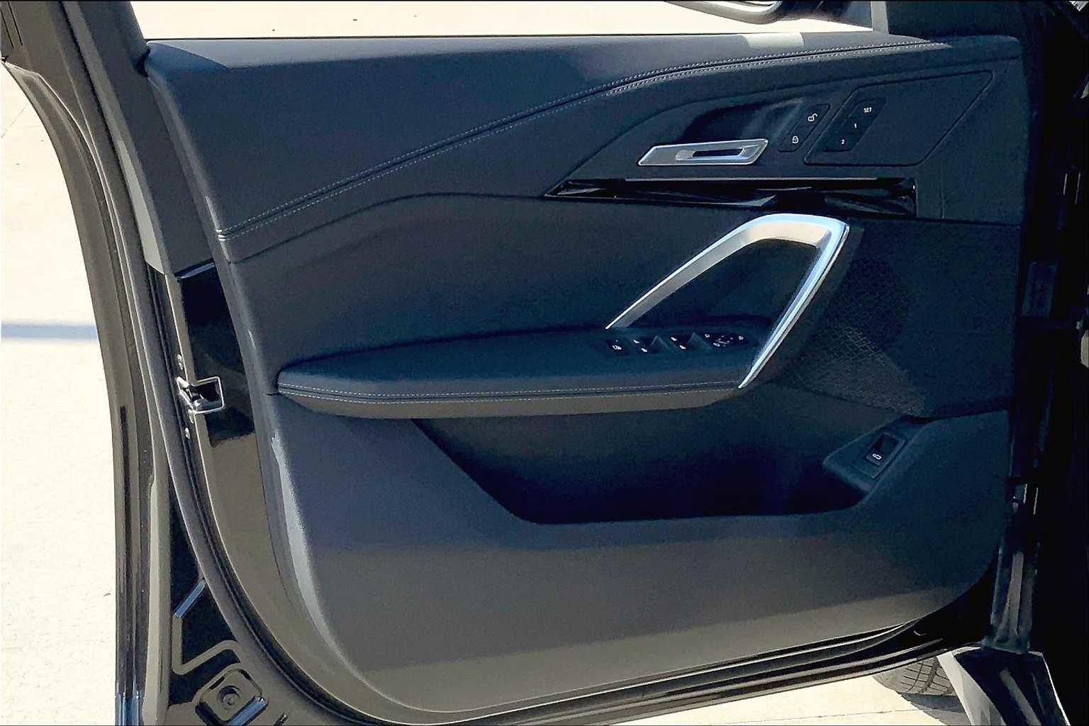 New 2025 BMW X2 xDrive28i w/ Technology Package image 10