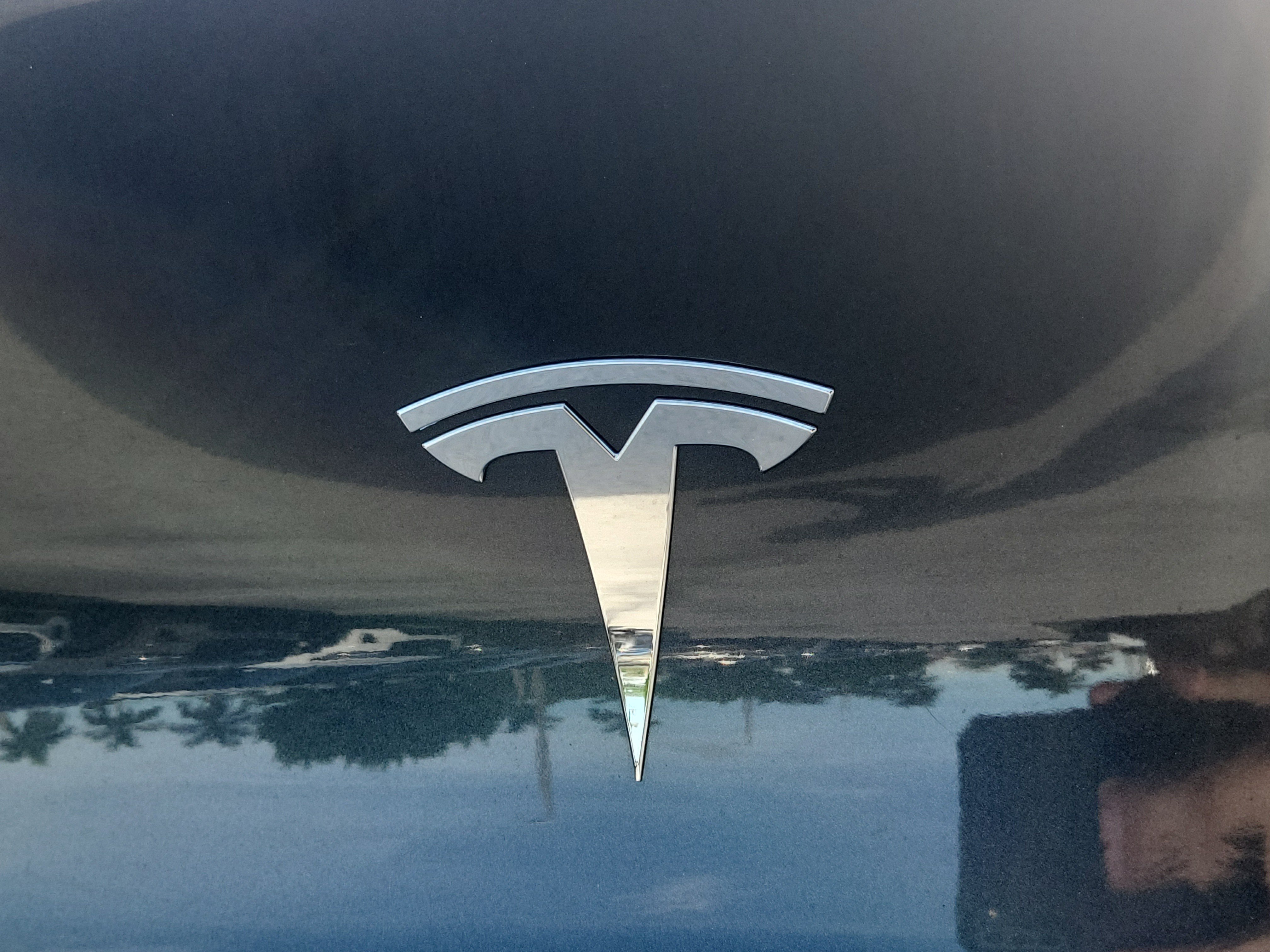 Used 2024 Tesla Model Y Long Range AWD/4WD image 10