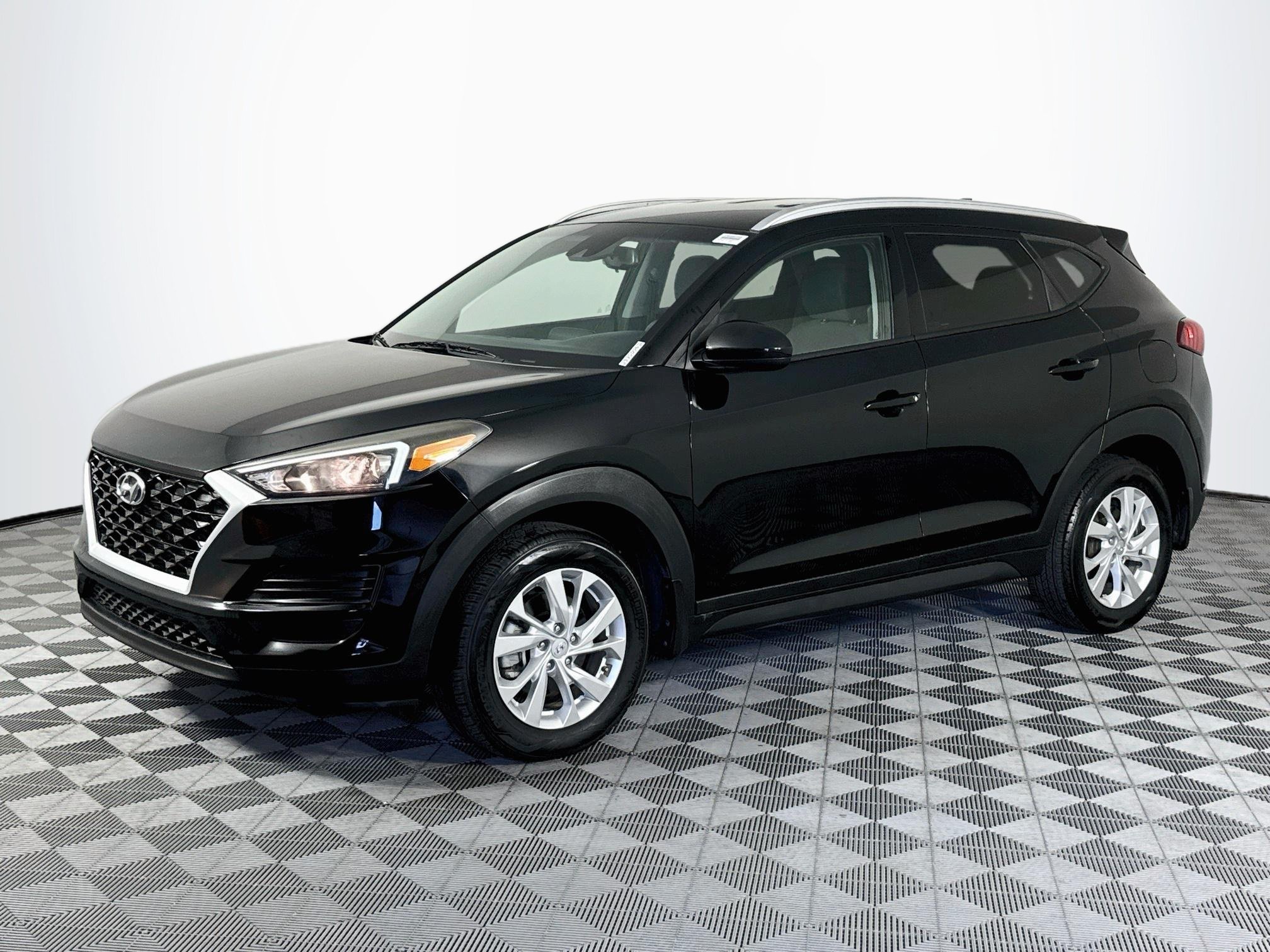 Used 2019 Hyundai Tucson Value FWD image 4