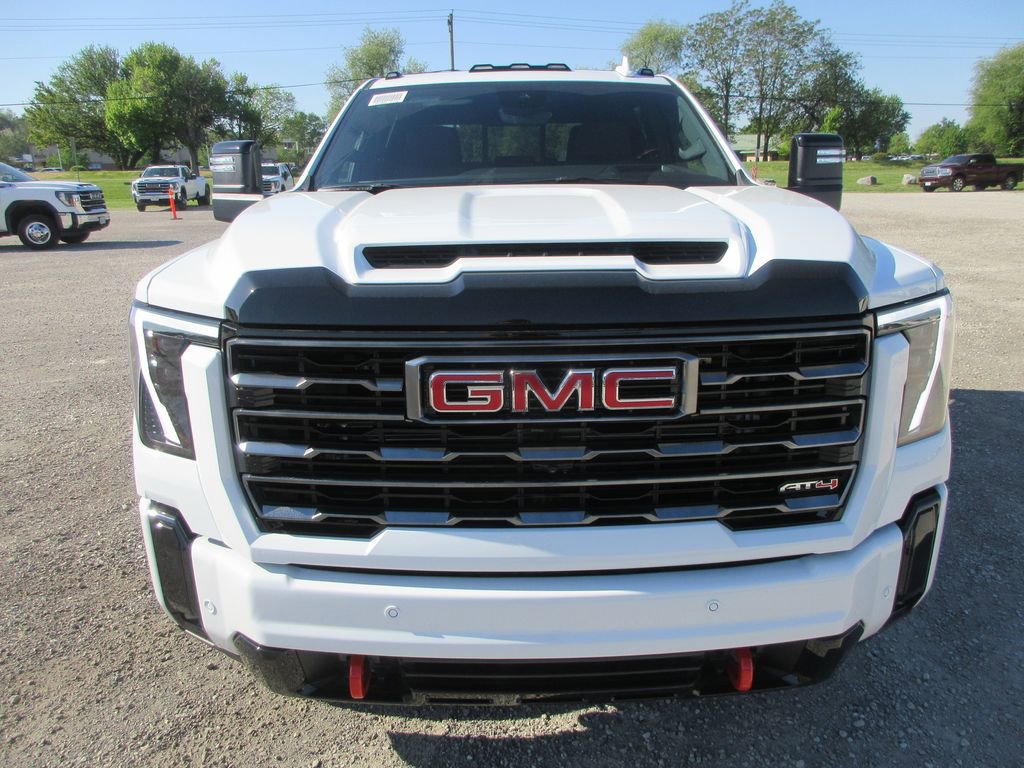 New 2026 GMC Sierra 3500 AT4 w/ AT4 Premium Plus Package AWD/4WD image 11