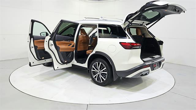 Used 2023 INFINITI QX60 Sensory w/ Vision Package AWD/4WD image 31