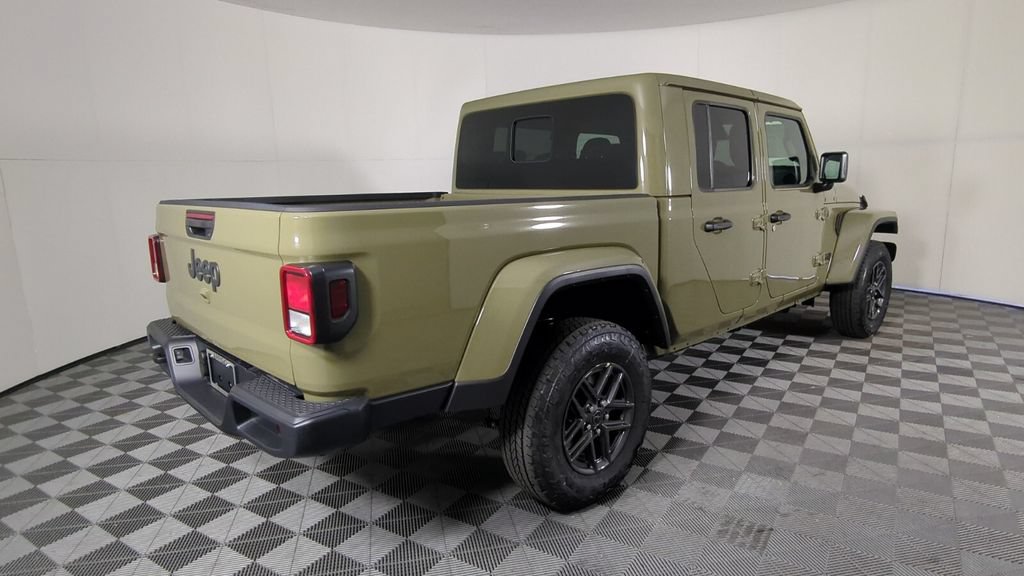 New 2026 Jeep Gladiator Sport AWD/4WD image 5