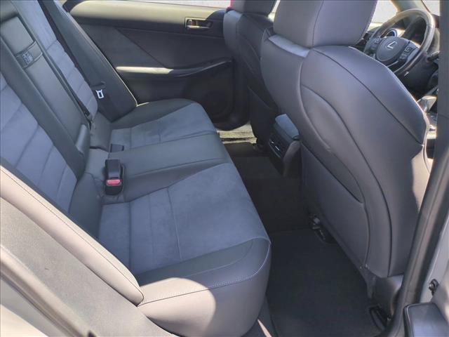 Used 2022 Lexus IS 500 RWD image 21
