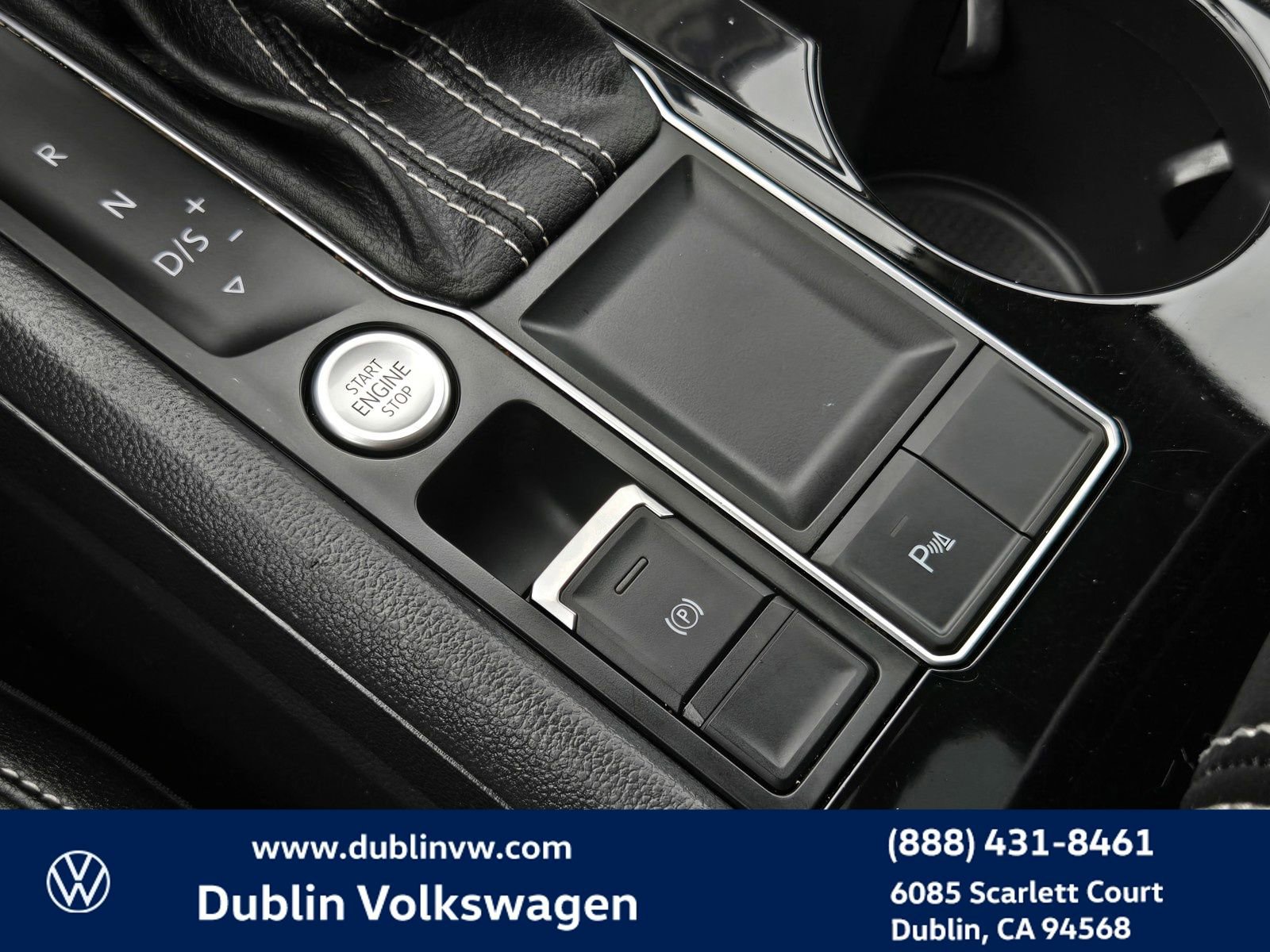 Used 2023 Volkswagen Atlas SE w/ Panoramic Sunroof Package image 19