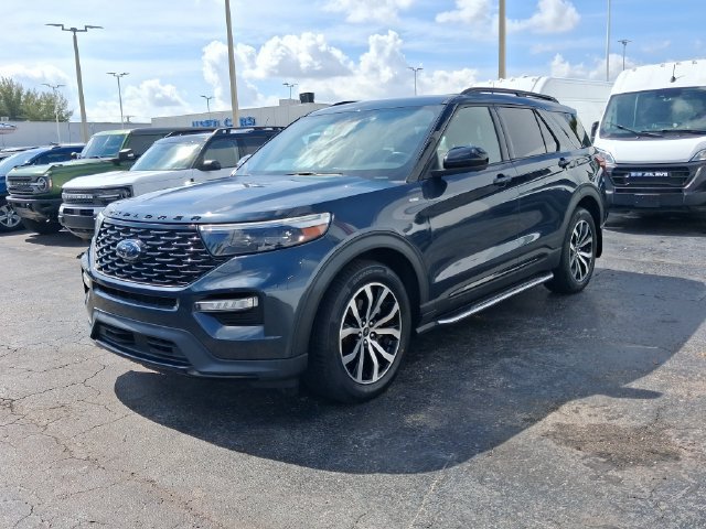 Used 2022 Ford Explorer ST-Line w/ Class IV Trailer Tow Package RWD image 2