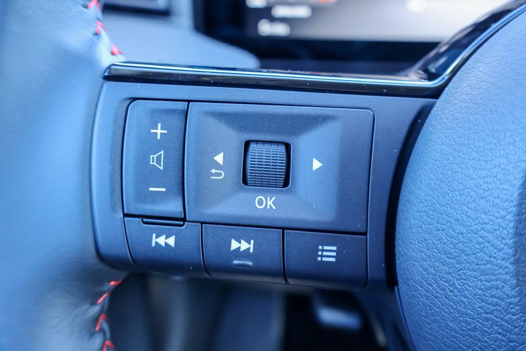 New 2026 Nissan Kicks SR image 10