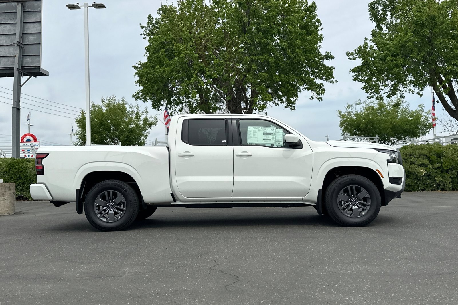 New 2026 Nissan Frontier SV w/ Tow Package image 3