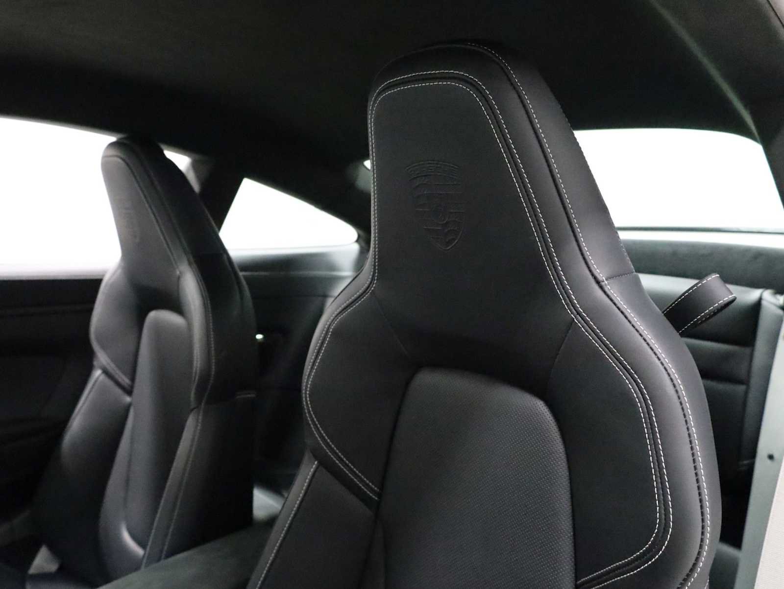 Certified 2025 Porsche 911 Carrera RWD image 19