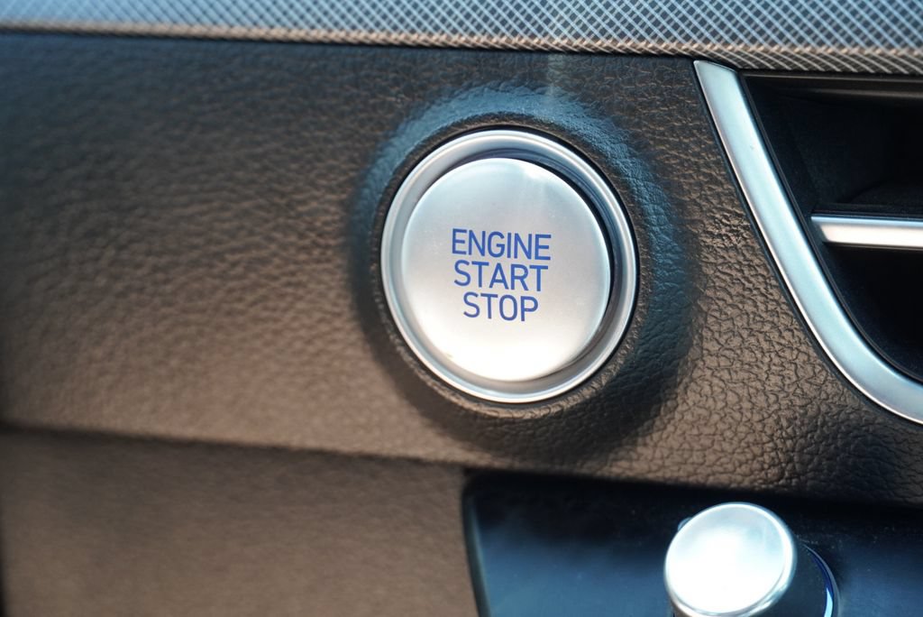 Used 2025 Hyundai Sonata SE FWD image 28