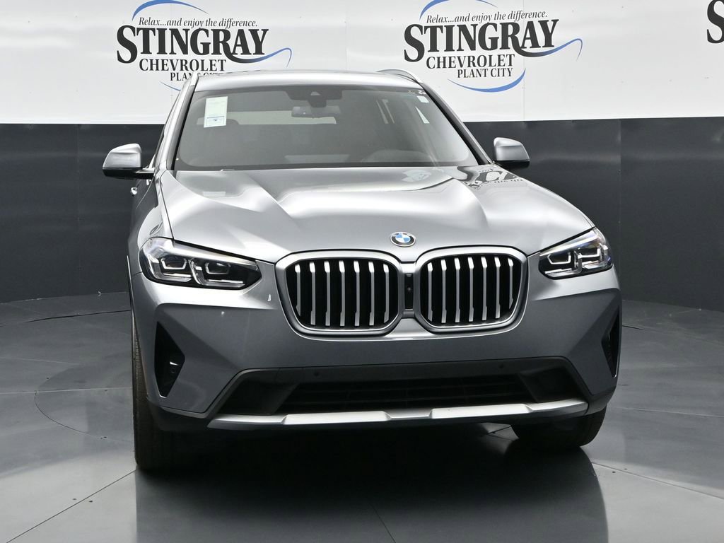 Used 2024 BMW X3 xDrive30i w/ Premium Package image 2