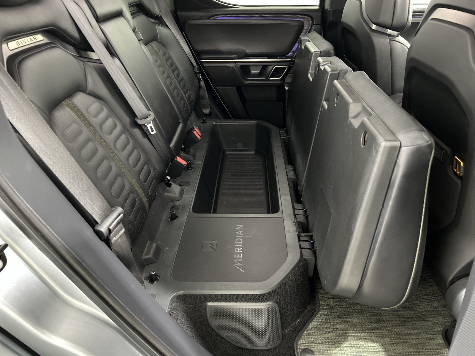 Used 2022 Rivian R1T Adventure AWD/4WD image 24