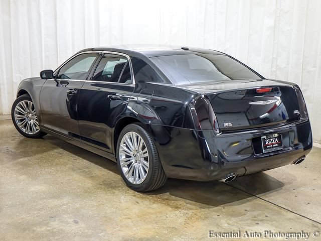 Used 2013 Chrysler 300 S RWD image 9