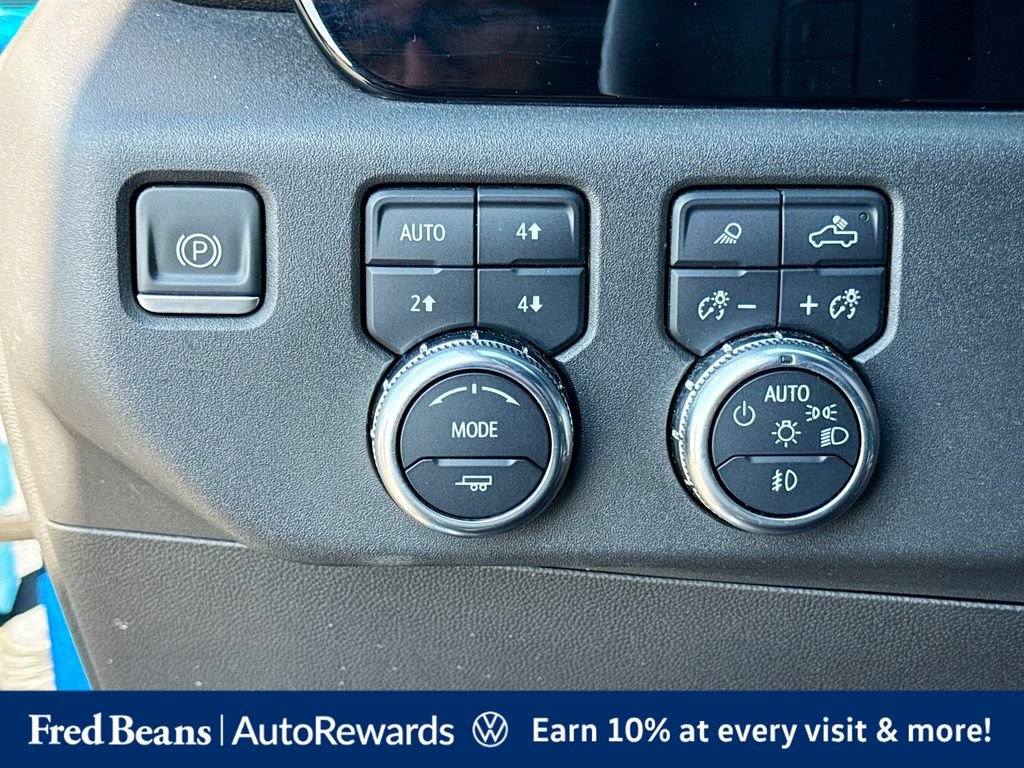 Used 2022 GMC Sierra 1500 Elevation w/ Elevation Premium Package AWD/4WD image 14