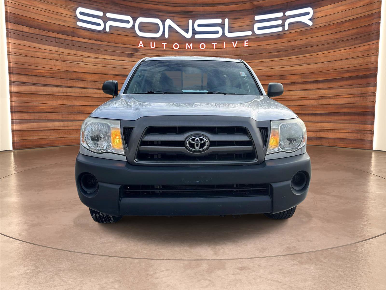 Used 2010 Toyota Tacoma Base image 8