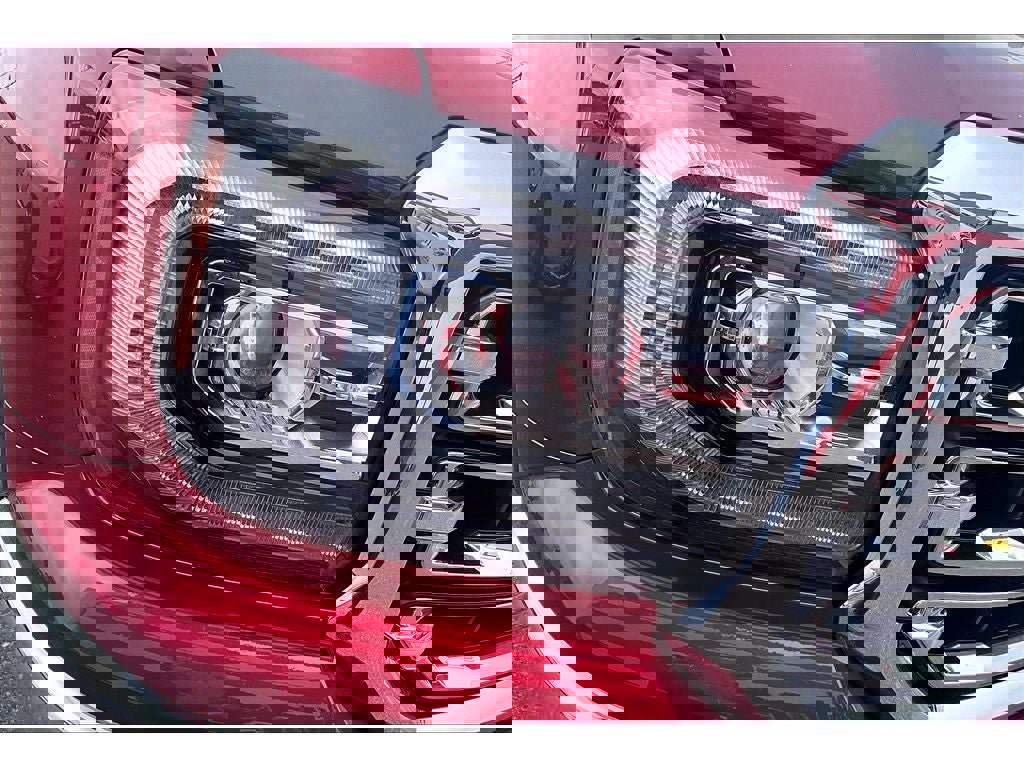 Used 2018 GMC Sierra 1500 SLT image 33