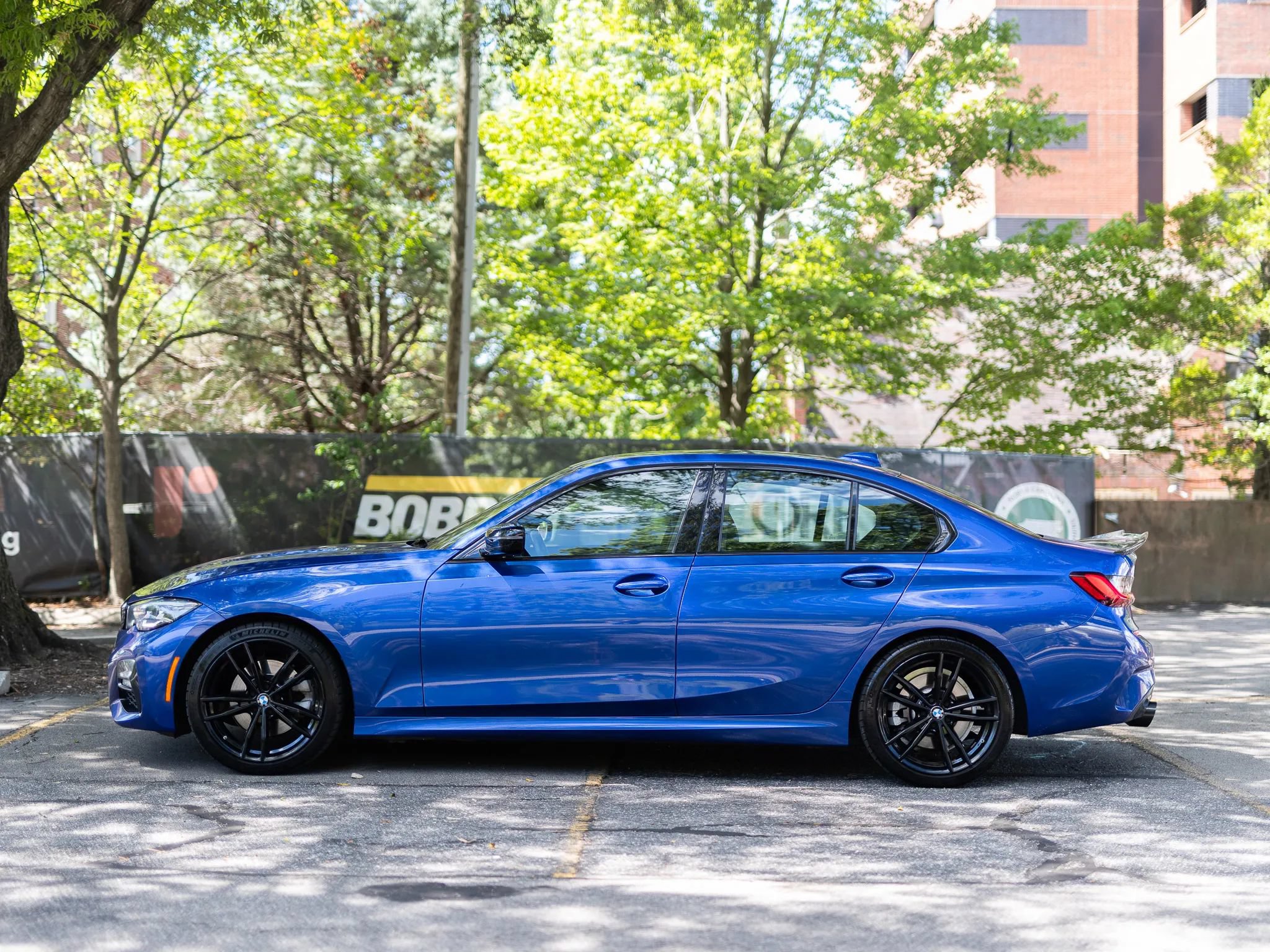 Used 2022 BMW 330i Sedan w/ M Sport Package RWD image 11