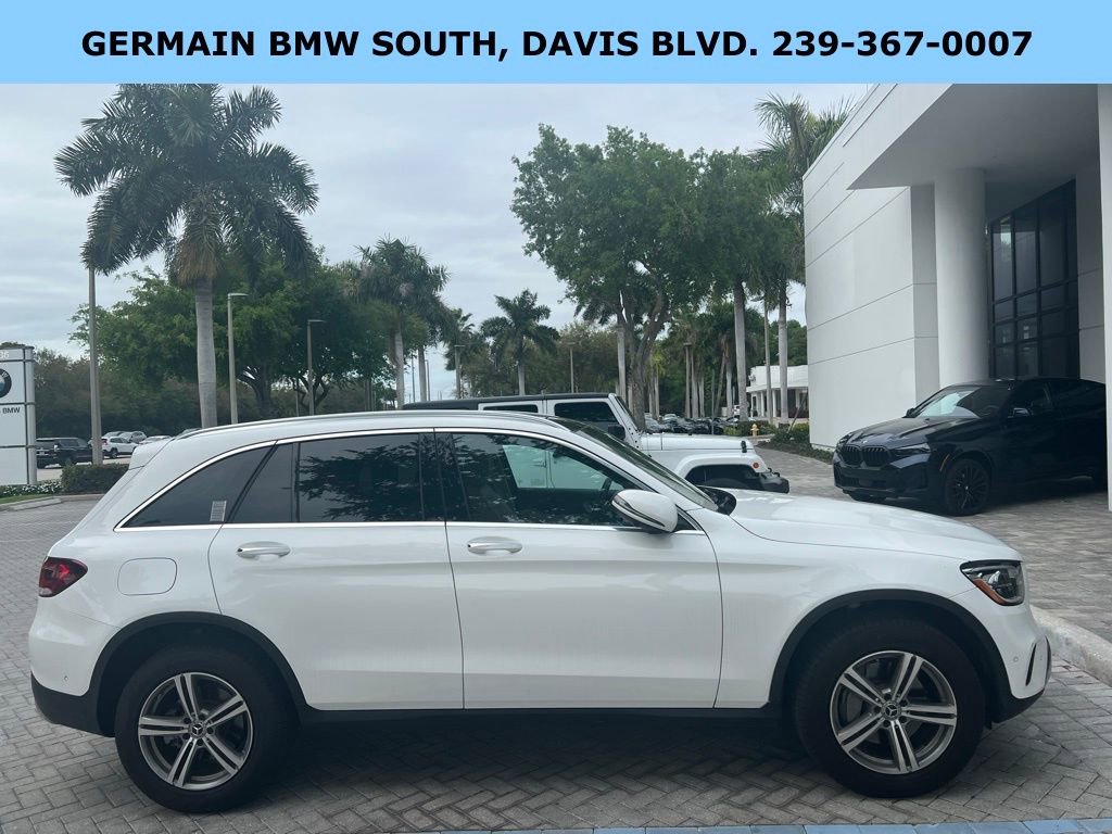 Used 2022 Mercedes-Benz GLC 300 image 4