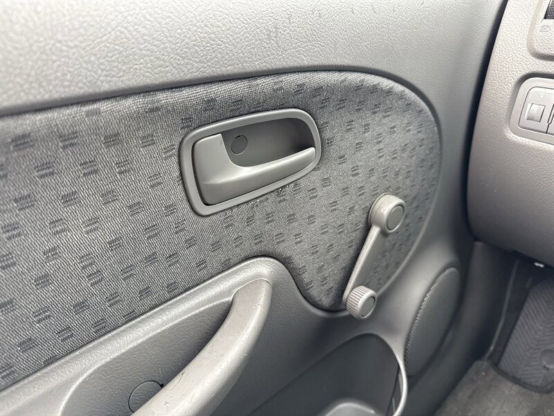 Used 2005 Kia Rio Sedan image 37