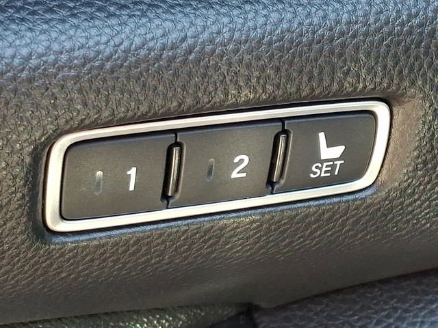 Certified 2022 Honda Accord Touring image 27