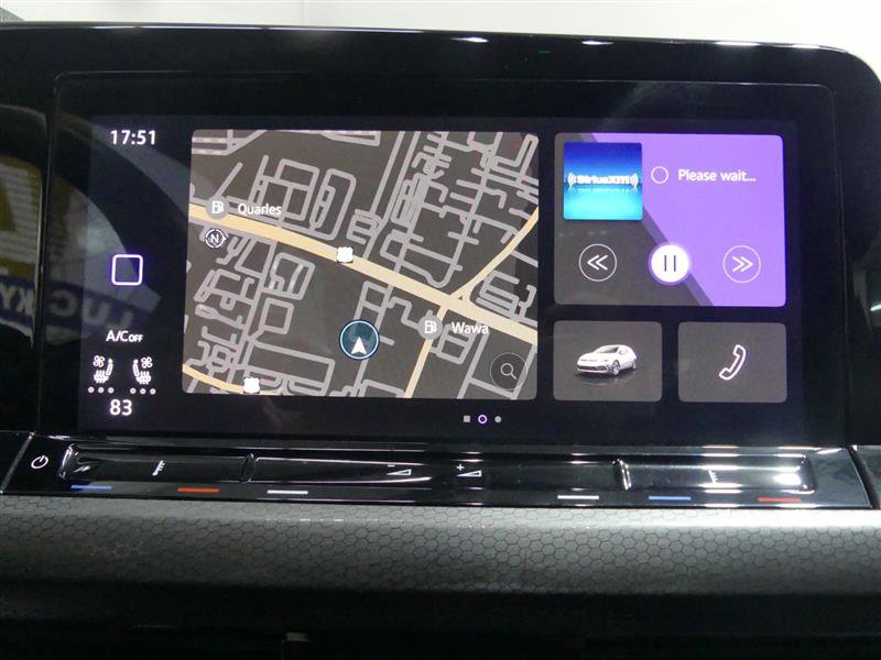 Used 2022 Volkswagen GTI SE image 40