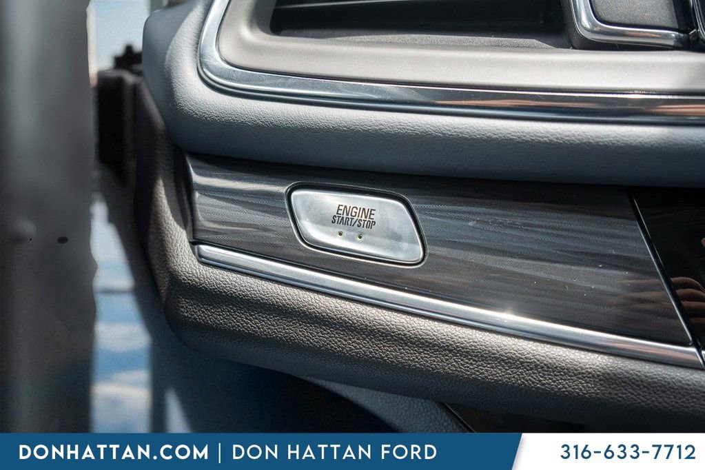 Used 2021 Buick Enclave Premium w/ Surround and Sites Package image 10